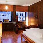 Hostel Wohngemeinschaft *