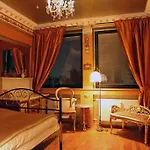Wohngemeinschaft Hostel *