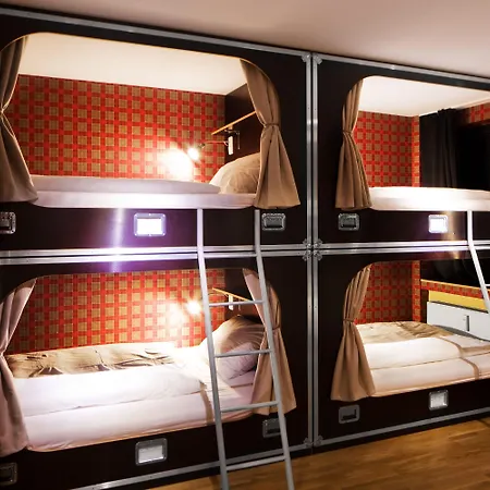 Hostel Wohngemeinschaft Κολωνία