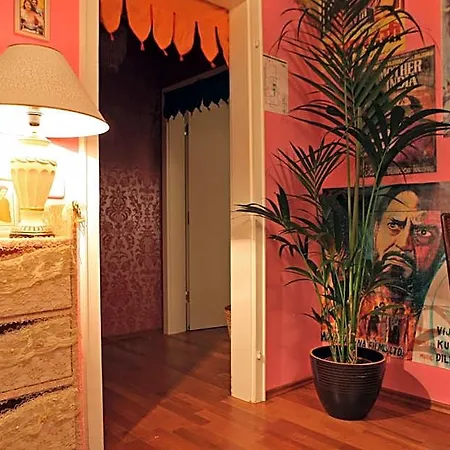 Hostel Wohngemeinschaft *