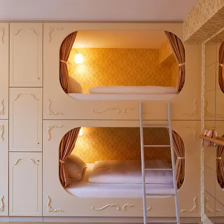 אכסניה Wohngemeinschaft