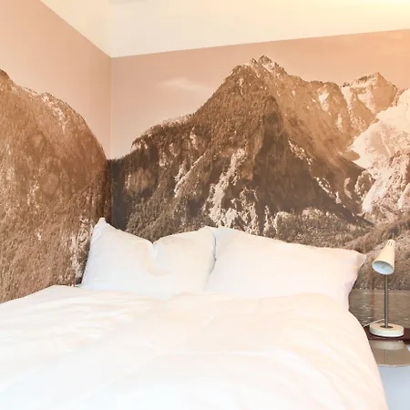 Wohngemeinschaft * קלן